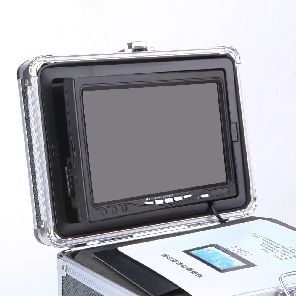 Ecoscandaglio da 7 pollici IP6 - Fish Finder Case recensione e prezzo
